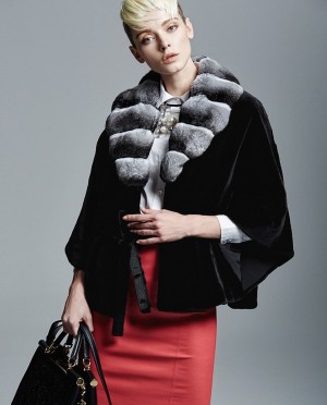 Mink Fur Batwing Cape with Chinchilla Fur Collar