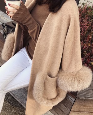 Woolen coat with Fox Fur Trim