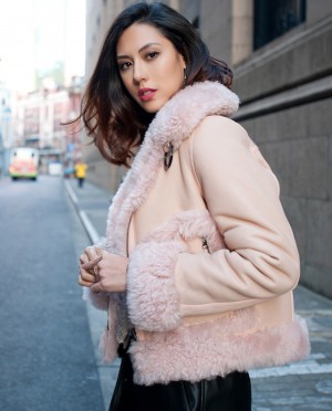 Merino Shearling Sheepskin Reversible Cropped Jacket - Pink