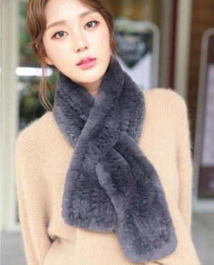 Knitted Rex Rabbit Fur Scarf