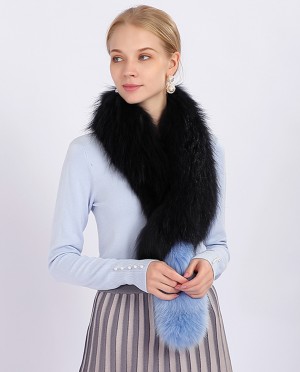Tailed Raccoon Fur Scarf