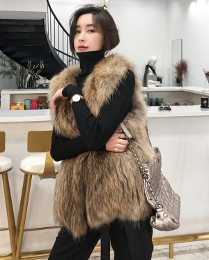 Knitted Raccoon Fur Gilet