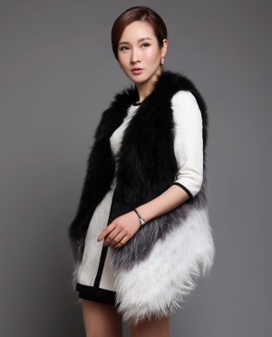 Knitted Raccoon Fur Gilet