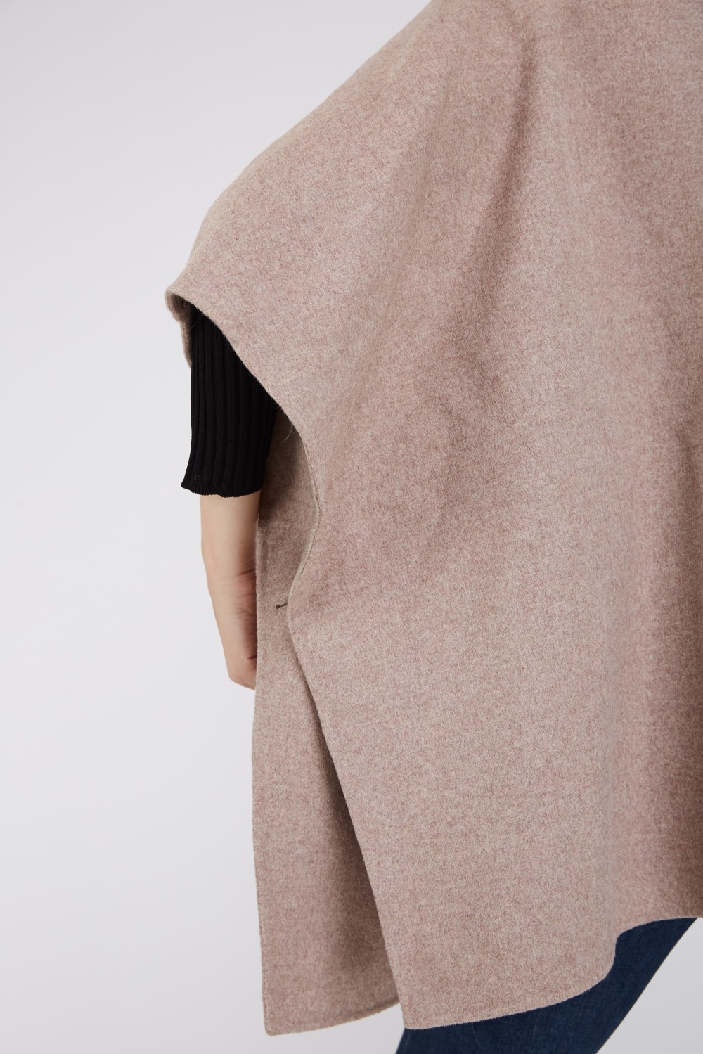 Cashmere Cape with Rex Rabbit Fur Trim 236 Details 5
