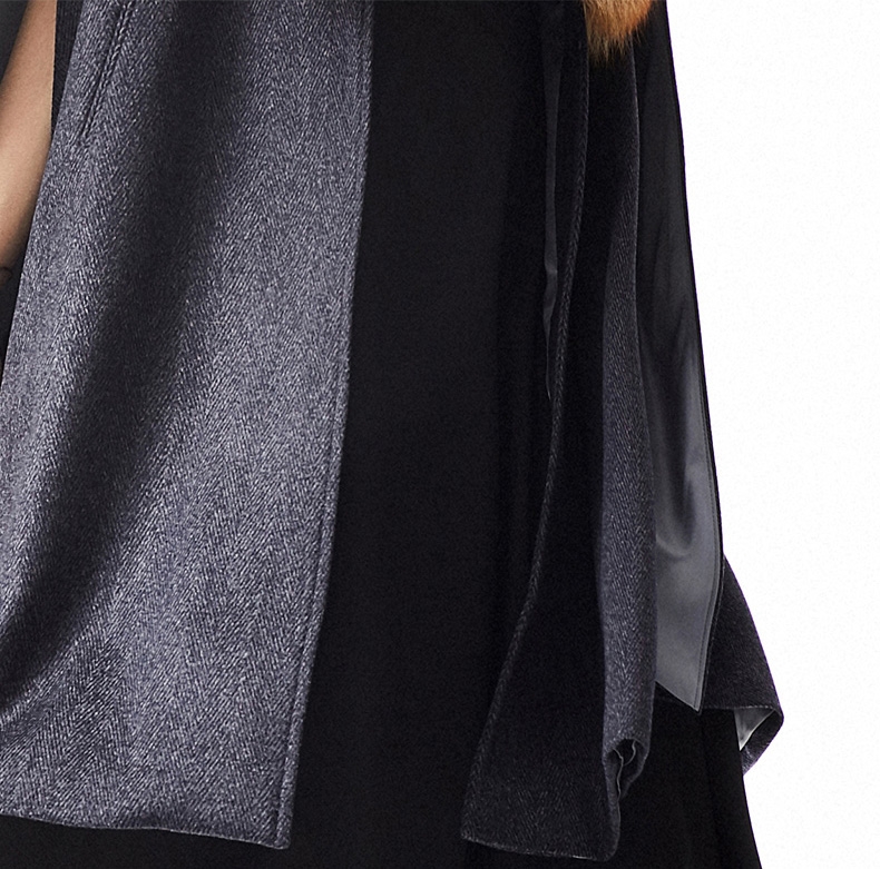 Cashmere Cape with Golden Island Fox Fur Collar 299-3