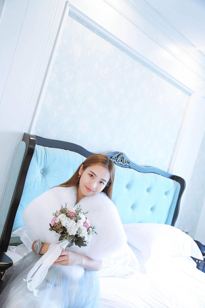 Fox Fur Capelet 882 White Details 7