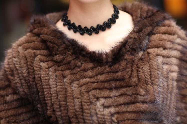 Hooded Mink Fur Knitted Cape Details 1
