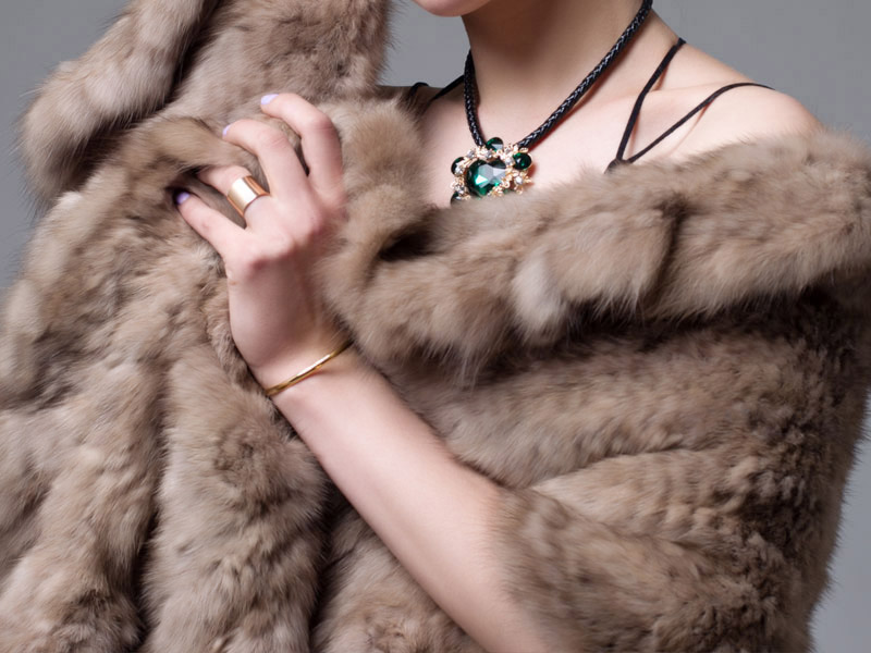 Knitted Sable Fur Cape 037 Details 2