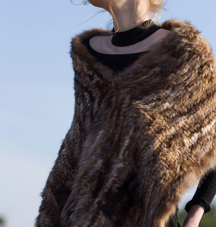 Knitted Sable Fur Shawl 067 Details 3