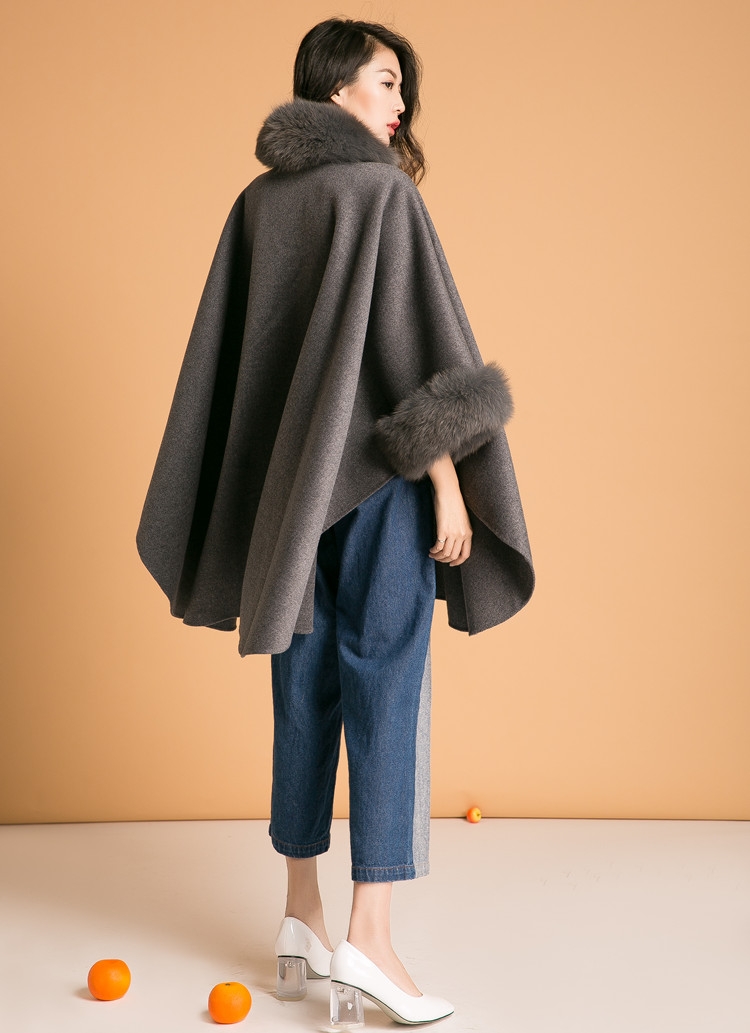 Cashmere Cape with Fox Fur Trim 827d-3