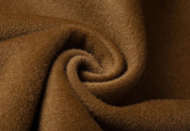 Cashmere Cape with Fox Fur Trim 827e-3