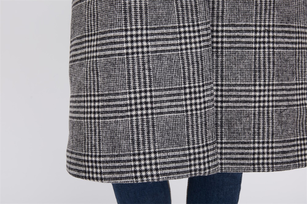 Cashmere Long Coat with Fox Fur Collar 235 Details 6