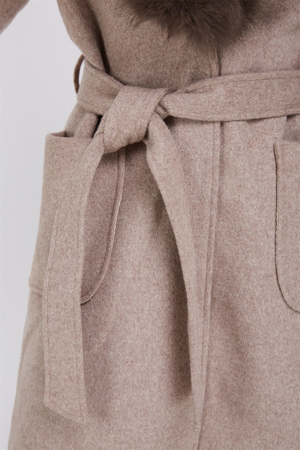 Cashmere Coat with Fox Fur Trimmed Collar 239 Details 3