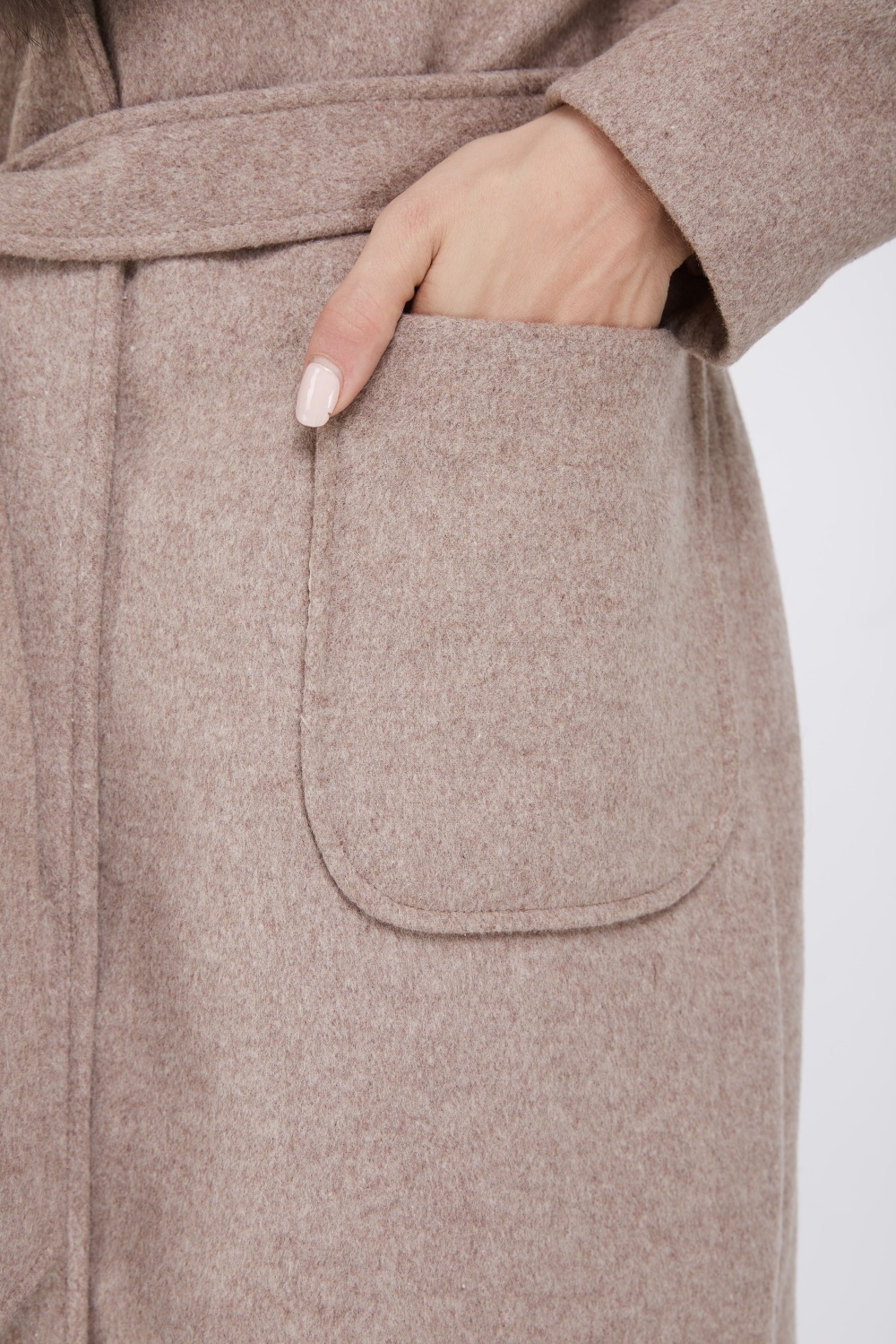 Cashmere Coat with Fox Fur Trimmed Collar 239 Details 5