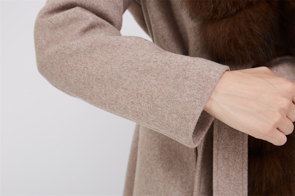 Cashmere Coat with Fox Fur Trim 240 Details 2