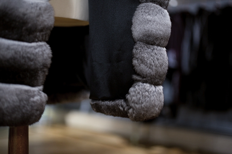 Chinchilla Fur Coat 164 Details 7