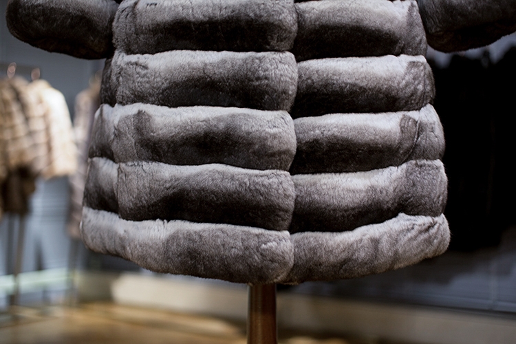 Chinchilla Fur Coat 164 Details 6