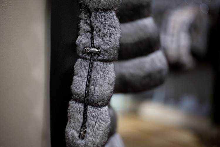 Chinchilla Fur Coat 164 Details 5