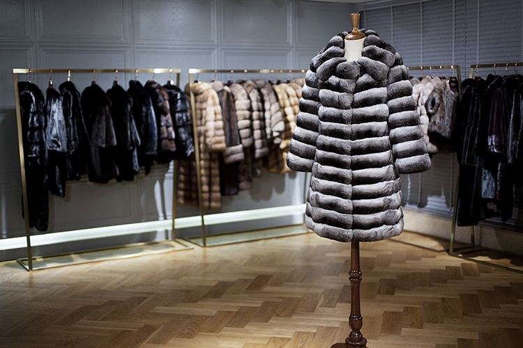 Chinchilla Fur Coat 164 Details 8