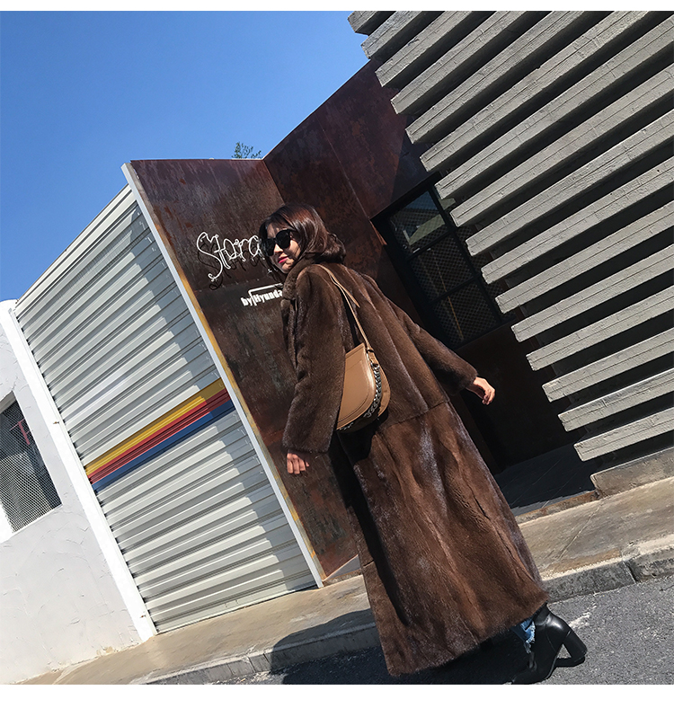 Full Length Royal Mink Fur Coat 010 Details 2