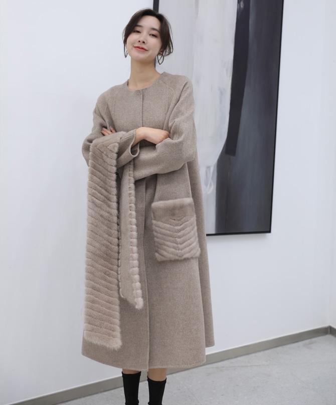 Mink Fur Trimmed Cashmere Long Coat with Removable Fur Scarf 337-4