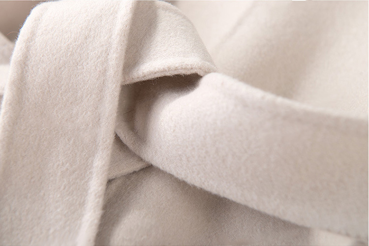 Woolen Coat with Mink Fur Trim 711 Details 7