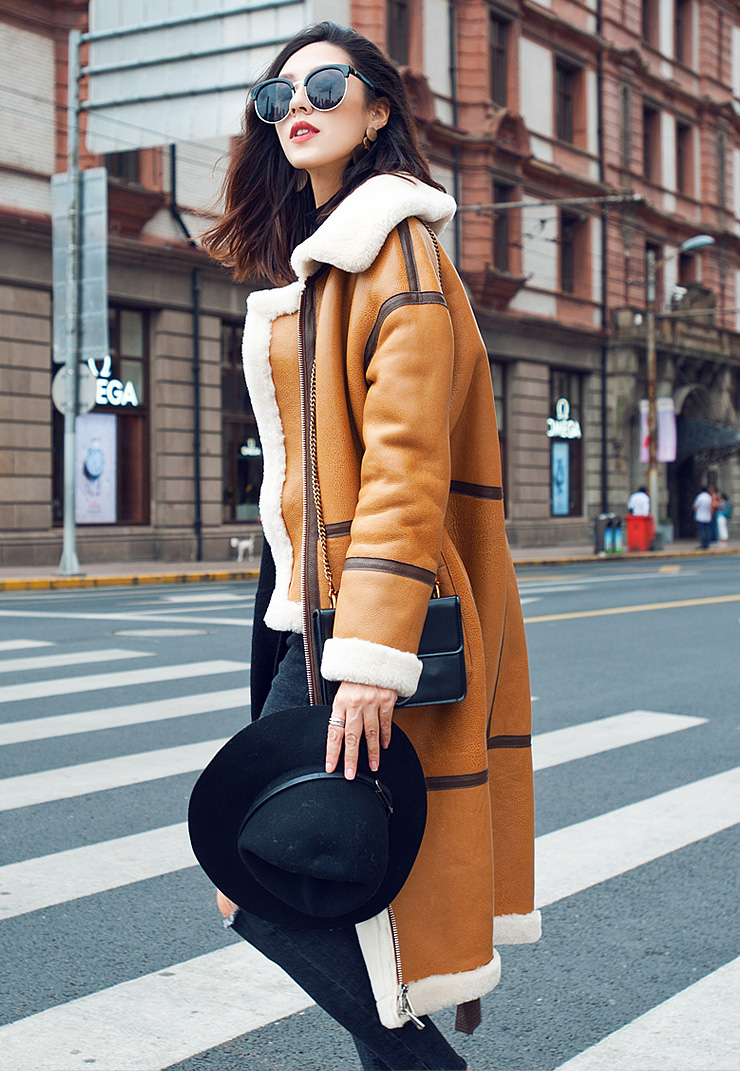 Merino Shearling Sheepskin Long Coat 084 Details 2