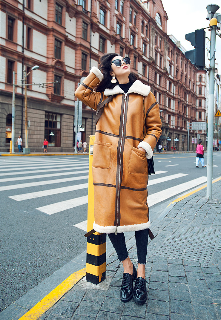 Merino Shearling Sheepskin Long Coat 084 Details 3