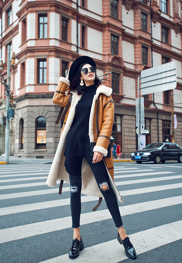 Merino Shearling Sheepskin Long Coat 084 Details 7
