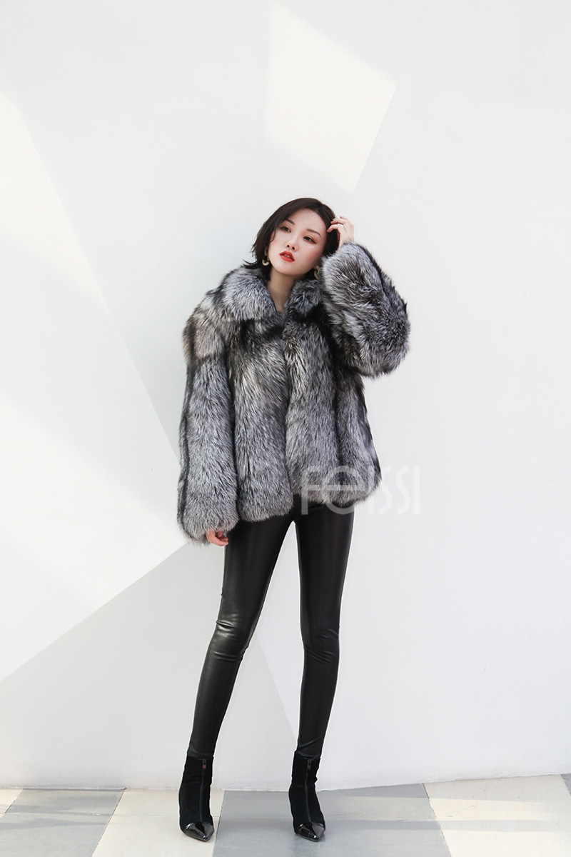 Cropped Silver Fox Fur Jacket 273 Details 2