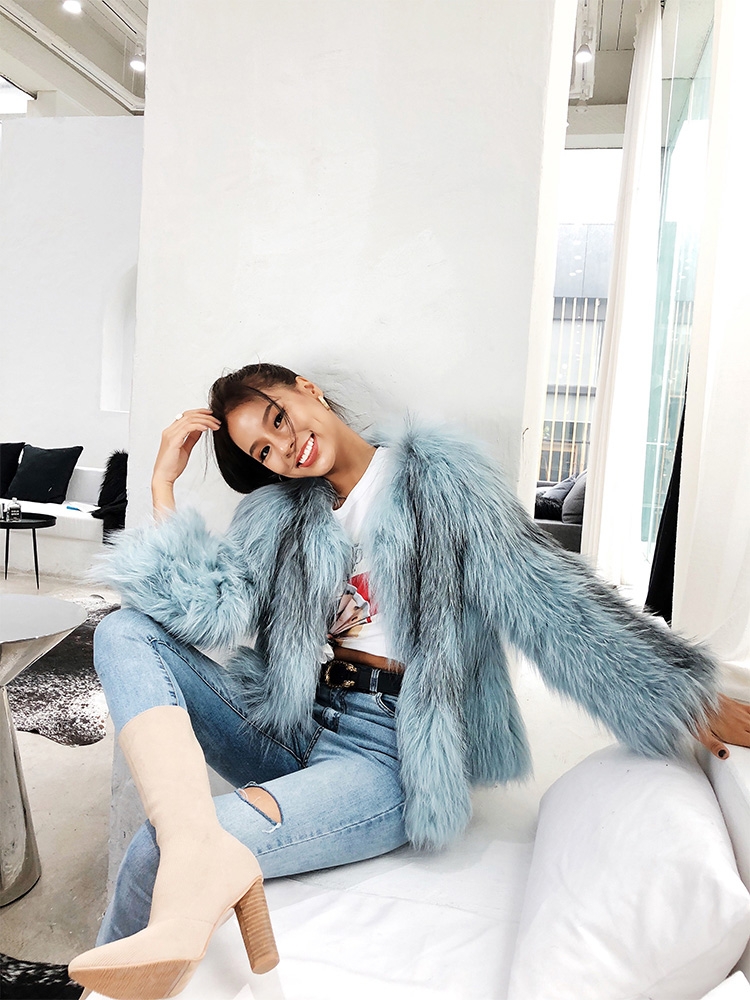 Cropped Knitted Fox Fur Jacket 275 Details 4