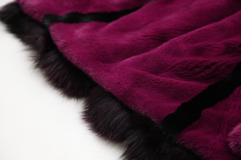 Mink Fur Coat With Silver Fox Fur Trim 747b-18