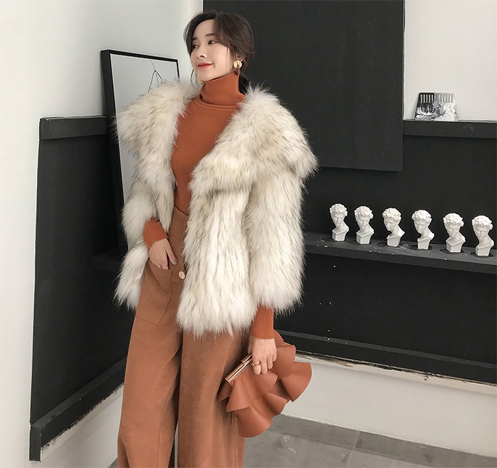 Wide Lapel Knitted Raccoon Fur Jacket 314-4