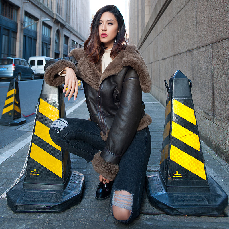 Merino Shearling Sheepskin Bomber Jacket 086 Details 20