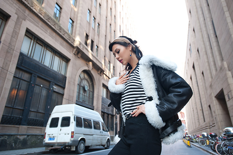 Merino Shearling Sheepskin Bomber Jacket 086 Details 28