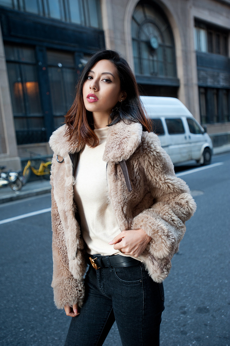 Merino Shearling Sheepskin Reversible Cropped Jacket 087c Details 4