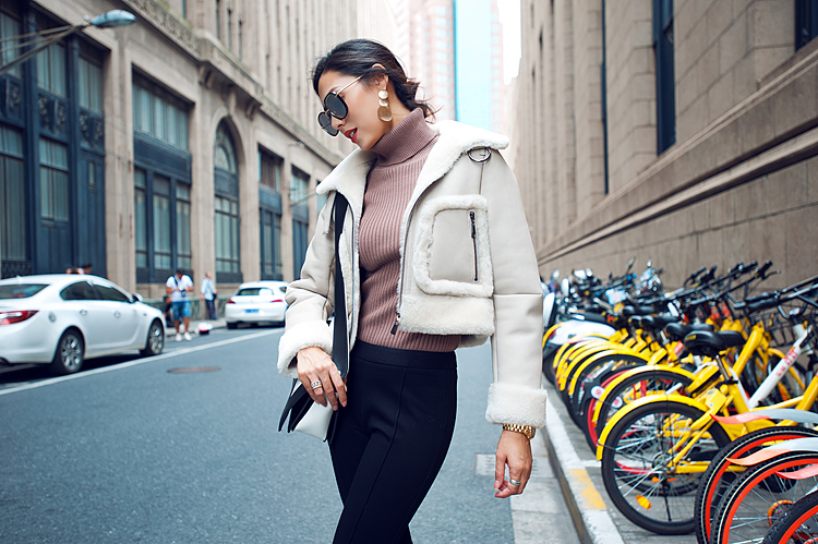 Shearling Sheepskin Cropped Jacket 088 Details 4