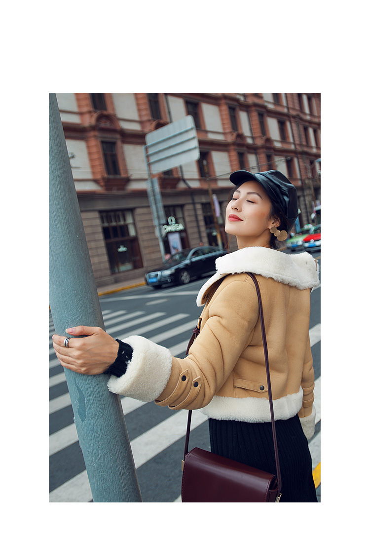 Merino Shearling Sheepskin Cropped Biker Jacket 094 Details 16