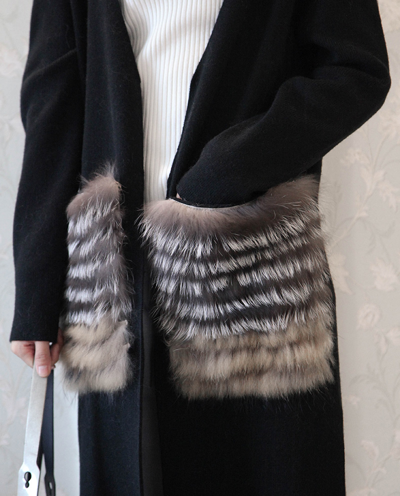 Woollen Sweater Jacket with Fox Fur Trimmed Pockets 911 Details 4