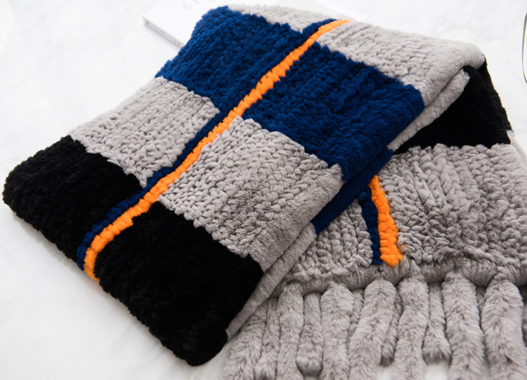 Knitted Rex Rabbit Fur Shawl 864 Details 2