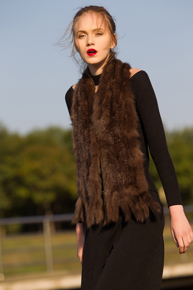 Knitted Sable Fur Scarf Shawl 033 Details 5