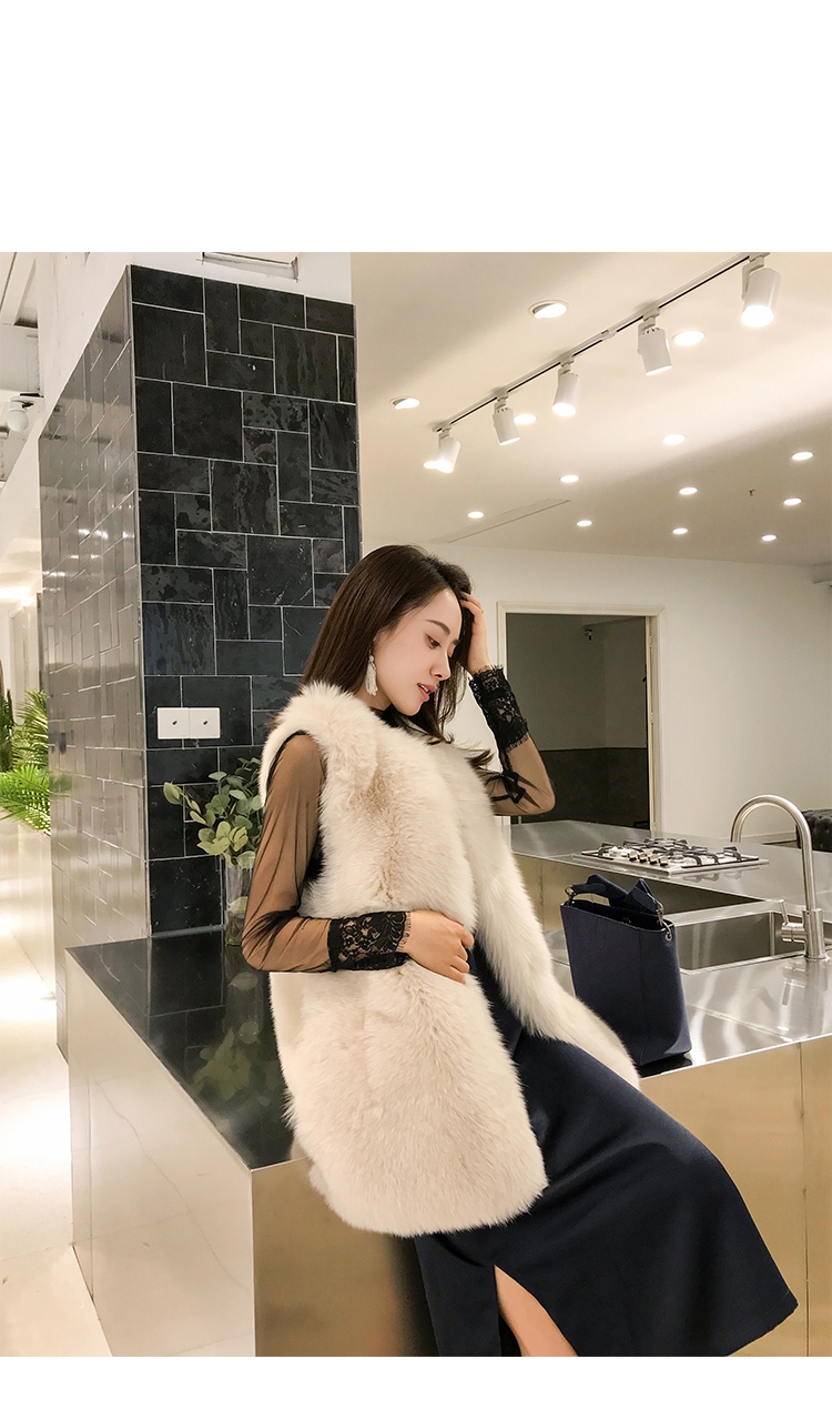Fox Fur Vest with Mink Fur Back 0040-3