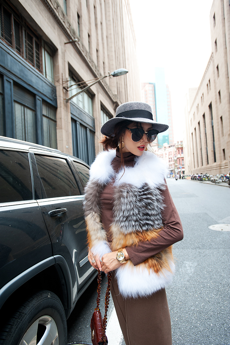 Fox Fur Long Vest 076 Details 6
