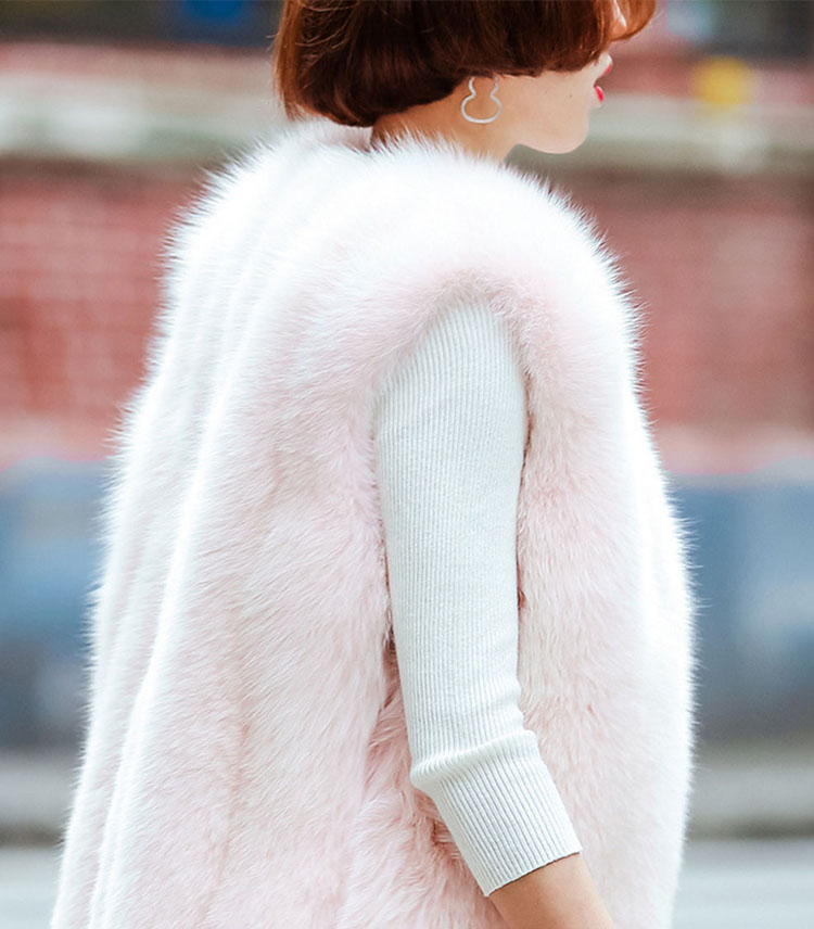 Fox Fur Vest 689 Details 3