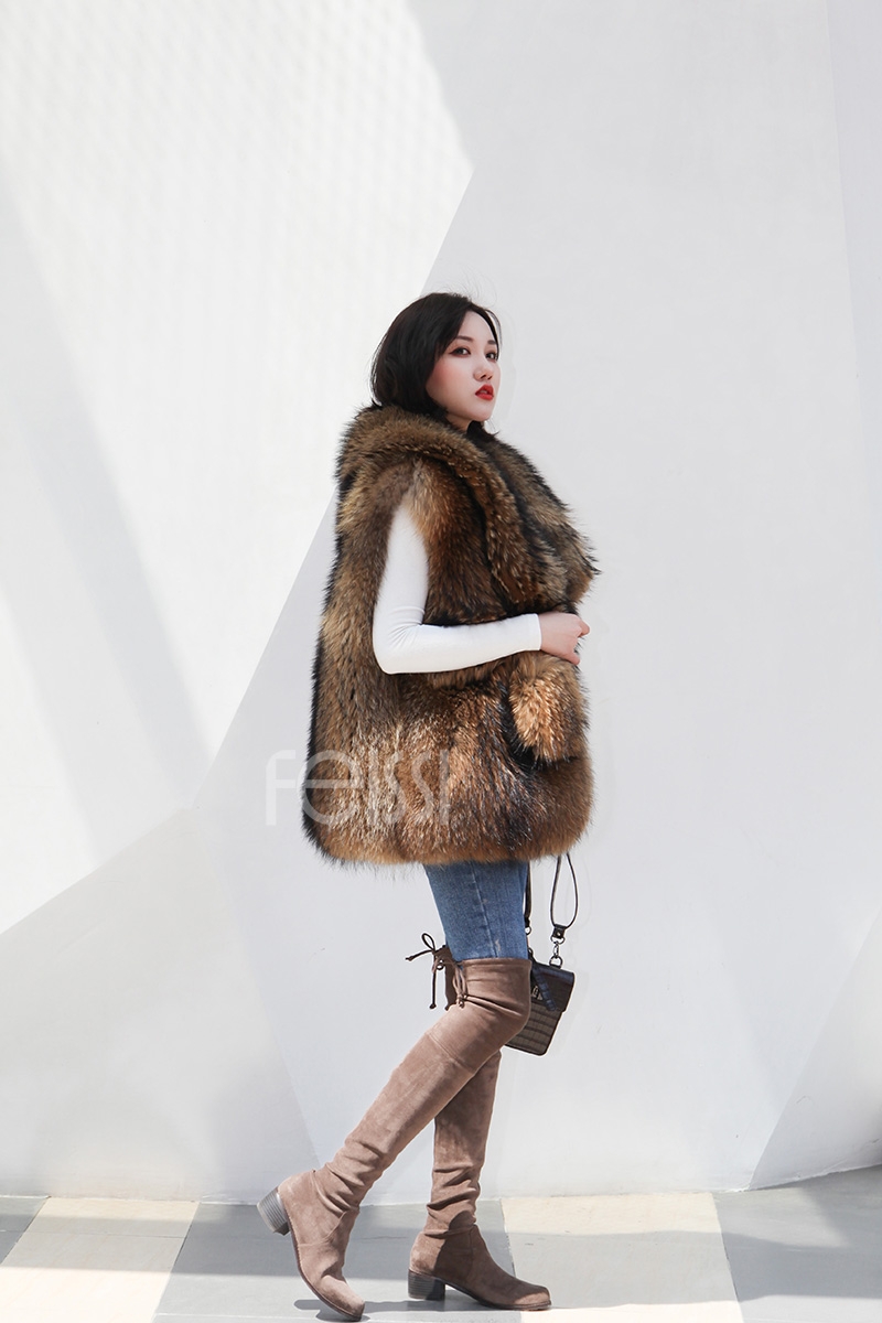 Raccoon Fur Vest 398-3