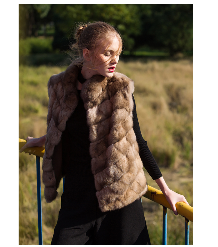 Sable Fur Vest 031 Details 5