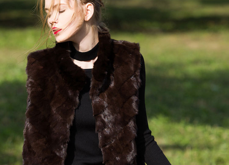 Sable Fur Vest 052 Details 1